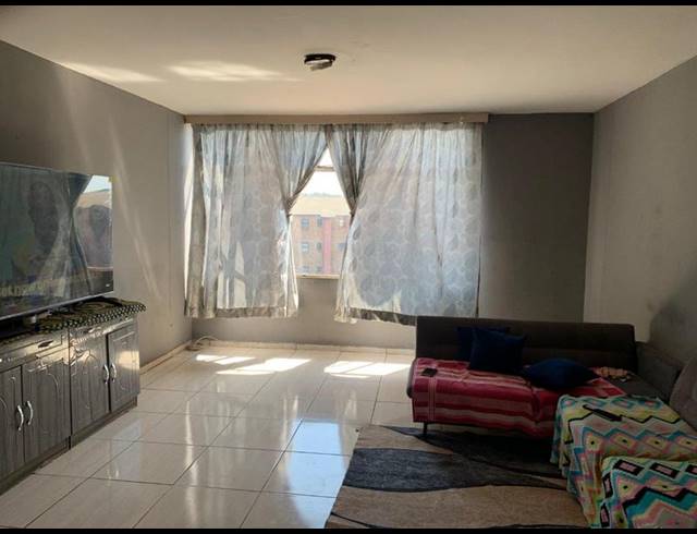 2 BEDROOM APARTMENT FOR SALE IN PROCLAMATION HILL